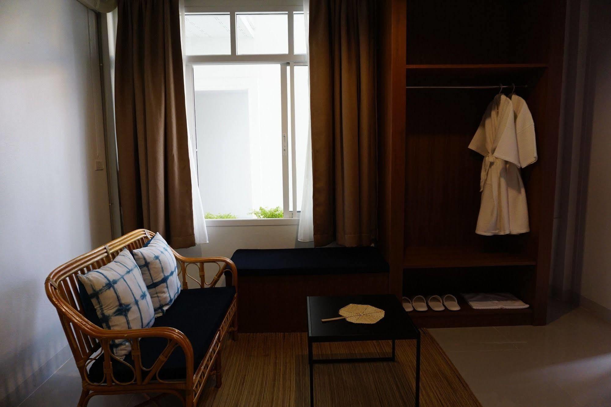 Baan Iyara Hotel Нан Екстериор снимка