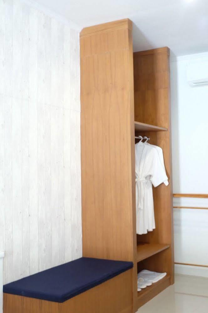 Baan Iyara Hotel Нан Екстериор снимка